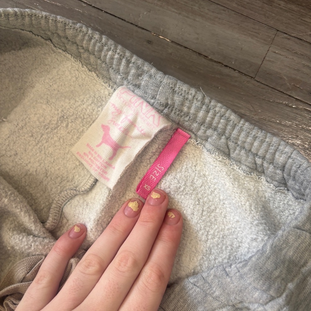 Victoria's Secret Gray Lounge Pants with Pink Accent - Picture 2 of 4